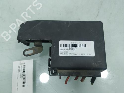 Used Fuse box OPEL CORSA D (S07) [2006-2015]  18264109