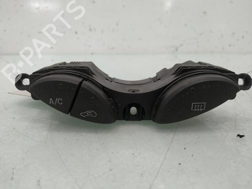Used Climate control FORD FOCUS I (DAW, DBW) 1.8 Turbo DI / TDDi (90 hp) 20674417