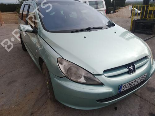 Fuse box PEUGEOT 307 Break (3E) 2.0 HDI 110 | BP8087836E1 
