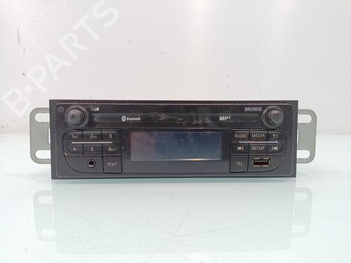 Used Radio Radio OPEL VIVARO B Van (X82) 1.6 CDTI (05) (125 hp) 32712526 32712526