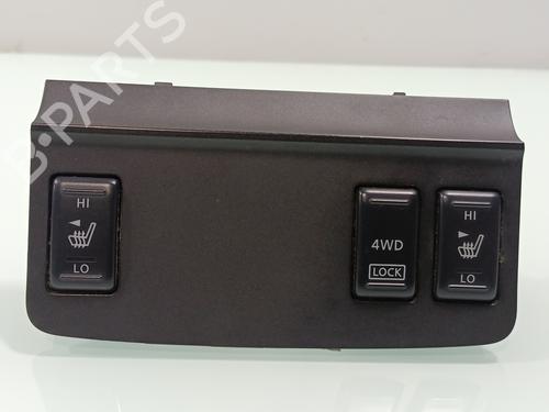 Used Switch Switch NISSAN MURANO II (Z51) 3.5 4x4 (256 hp) 33842568 33842568