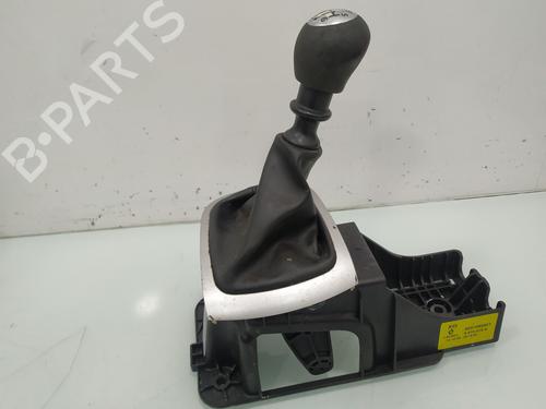Used Gear lever RENAULT MEGANE III Hatchback (BZ0/1_, B3_) 1.5 dCi (BZ09, BZ0D, BZ1W, BZ29, BZ14) (110 hp) 19259914