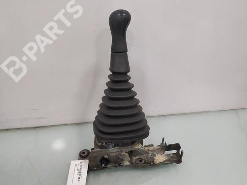 Used Manual gearbox selector Manual gearbox selector CHRYSLER VOYAGER IV (RG, RS) 2.5 CRD (141 hp) 10172448 10172448