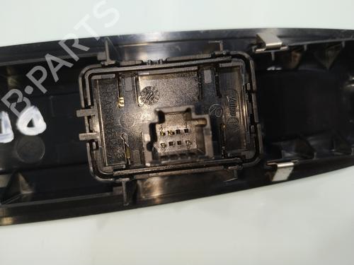 Right front window switch RENAULT MEGANE III Hatchback (BZ0/1_, B3_) 1.5 dCi (BZ1G, BZ1W, BZ0R) | BP31828380I26 