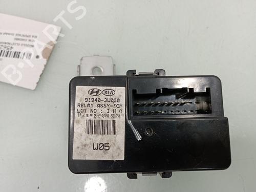 Used Electronic module KIA SPORTAGE III (SL) 1.7 CRDi (116 hp) 15227275
