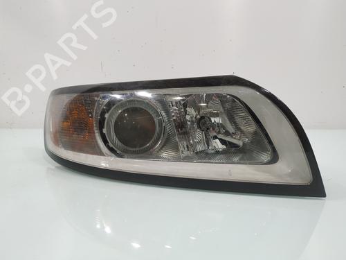 Faro derecho VOLVO V50 (545) D2 (114 hp) 32345371
