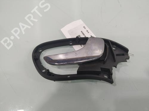 Used Front right interior door handle Front right interior door handle 38095600 38095600