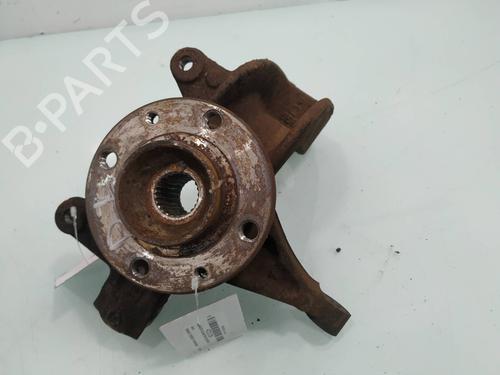 Used Left front steering knuckle RENAULT SCÉNIC II (JM0/1_) [2003-2010]  11338663