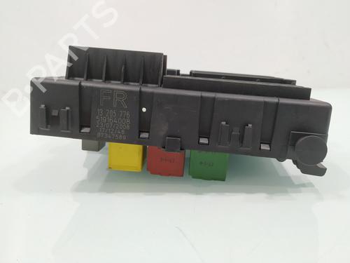 Fuse box OPEL VECTRA C (Z02)  | BP27982073E1 