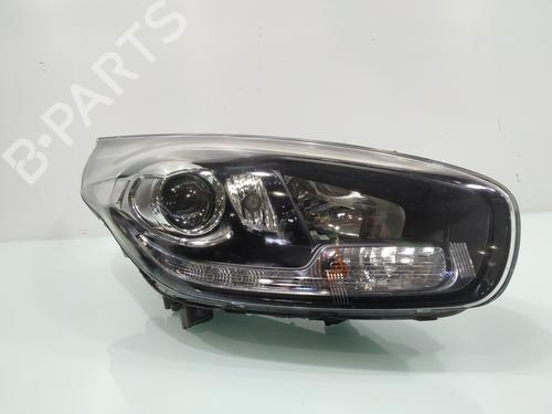 Used Right headlight KIA CARENS IV [2013-2025]  31127274