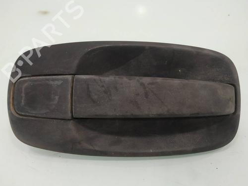 Used Front right exterior door handle OPEL VIVARO A Van (X83) [2001-2015]  10718194