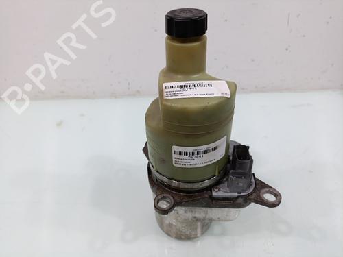 Used Steering pump Steering pump VOLVO V50 (545) D2 (114 hp) 33126545 33126545