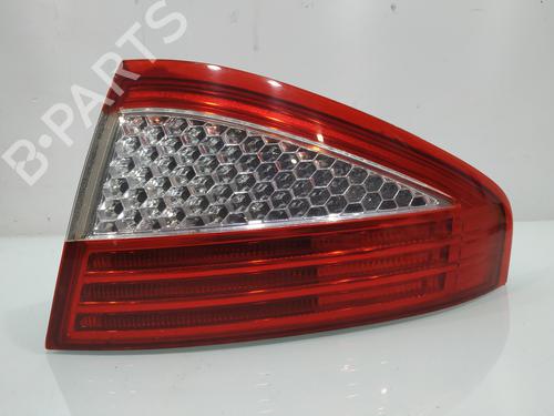 Used Right taillight FORD MONDEO IV (BA7) [2007-2015]  29452575