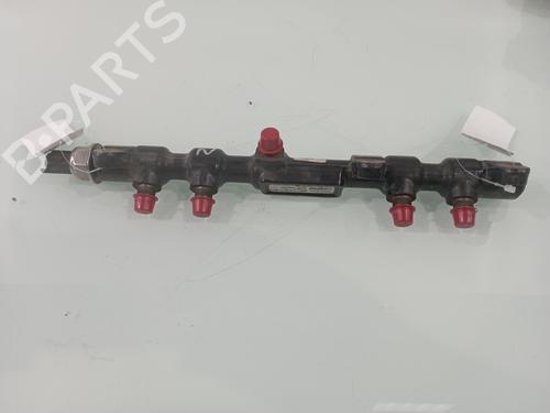 Used Injection rail FORD MONDEO III (B5Y) [2000-2007]  29625915