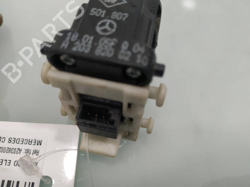 Right front window switch MERCEDES-BENZ C-CLASS (W203) C 220 CDI (203.006, 203.008) | BP8307864I26 