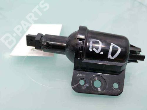 interior-roof-light-bmw-7-e65-e66-e67-735-i-li-8377308-2001-2002-2003-2004-2005-2006-2007-2008-2009-8085777 main image