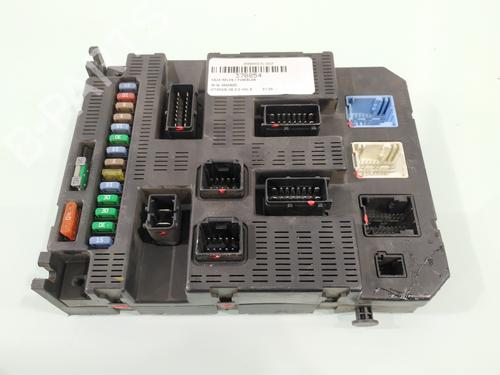 Zekeringkast CITROËN C8 (EA_, EB_) 2.0 HDi (109 hp) 9825714