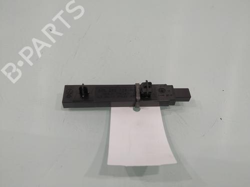 Antenne/Base VW T-ROC (A11, D11) [2017-2025]  30580610