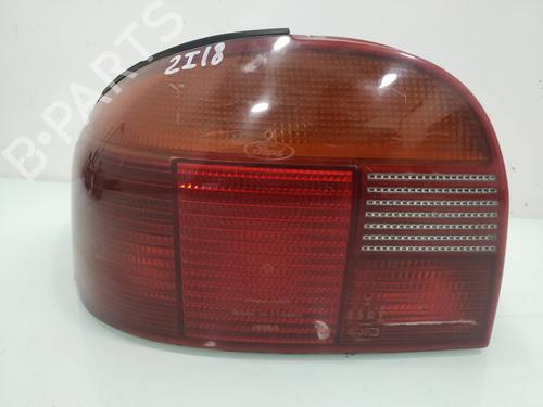 Used Left taillight FORD MONDEO I Turnier (BNP) 1.8 i 16V (115 hp) 12432766