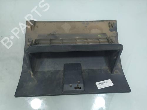 Used Glove box KIA SORENTO I (JC) 2.5 CRDi 4WD (140 hp) 9278743