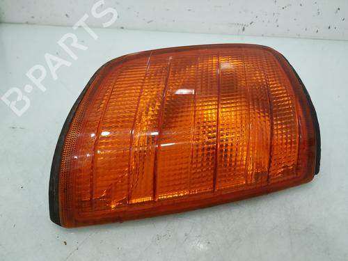 Used Right front indicator MERCEDES-BENZ 124 Saloon (W124) 250 D (124.125) (94 hp) 20149435