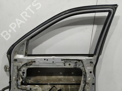 Right front door HYUNDAI SANTA FÉ I (SM) 2.0 CRDi | BP15838905C3
