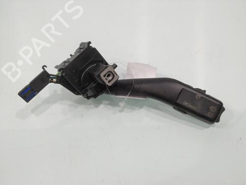 Commodo Essuie Glace / Phare VW GOLF V (1K1) [2003-2010]  32323345