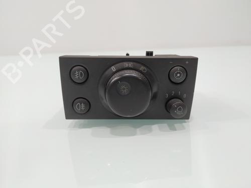Used Headlight switch OPEL VECTRA C (Z02) [2002-2009]  24649649