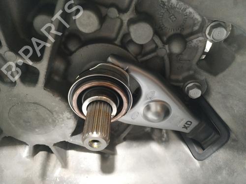 Gearbox HYUNDAI ix35 (LM, EL, ELH)  | BP28052665M3 