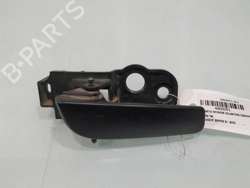 Used Front left interior door handle Front left interior door handle 38781781 38781781