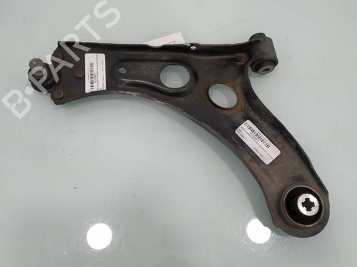Venstre fortil bærearm OPEL CORSA F (P2JO) 1.2 (68) (75 hp) 11834583