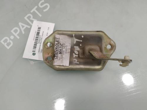 Used Tailgate lock CHEVROLET MATIZ (M200, M250) 1.0 (64 hp) 9238323