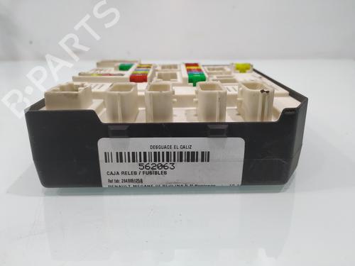 Fuse box RENAULT MEGANE III Hatchback (BZ0/1_, B3_) 1.5 dCi (BZ1G, BZ1W, BZ0R) | BP31828417E1