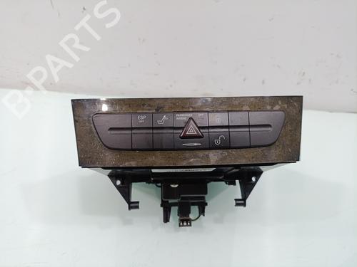 Used Radio Radio 36142530 36142530