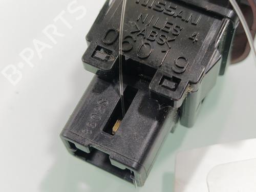 Warning switch NISSAN MURANO II (Z51) 3.5 4x4 | BP33842547I22 - Image 2