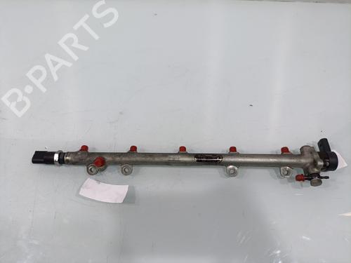 Used Injection rail Injection rail MERCEDES-BENZ M-CLASS (W163) ML 270 CDI (163.113) (163 hp) 33293562 33293562