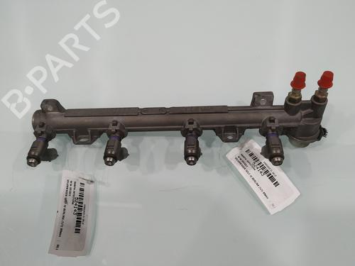 Used Injection rail VW GOLF IV (1J1) [1997-2008]  26385008