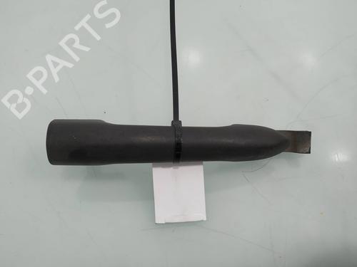 Used Front left exterior door handle RENAULT CLIO III (BR0/1, CR0/1) 1.5 dCi (C/BR0G, C/BR1G) (68 hp) 9096934