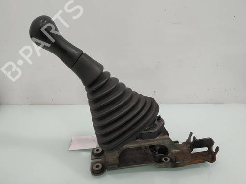 Gear lever CHRYSLER VOYAGER IV (RG, RS) 2.5 CRD | BP10747776M90 