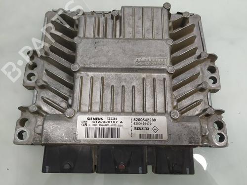Used Engine control unit (ECU) RENAULT MEGANE II Saloon (LM0/1_) [2003-2025]  8310476
