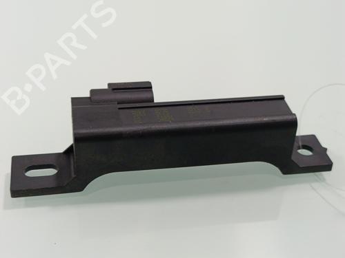 Used Antenna/Base Antenna/Base NISSAN MURANO II (Z51) 3.5 4x4 (256 hp) 33842553 33842553