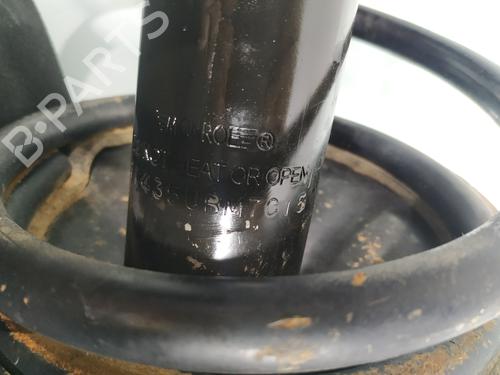 Right front shock absorber HYUNDAI SANTA FÉ I (SM) 2.0 CRDi | BP26275122M17 