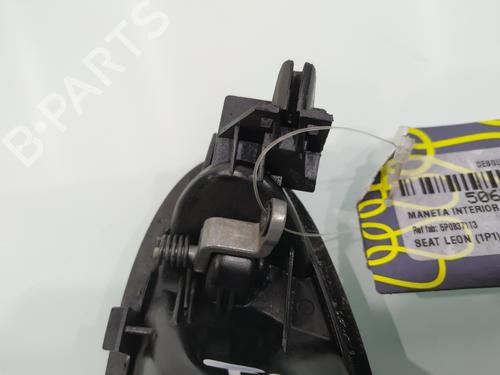 Rear left interior door handle SEAT LEON (1P1)  | BP23423297I15 