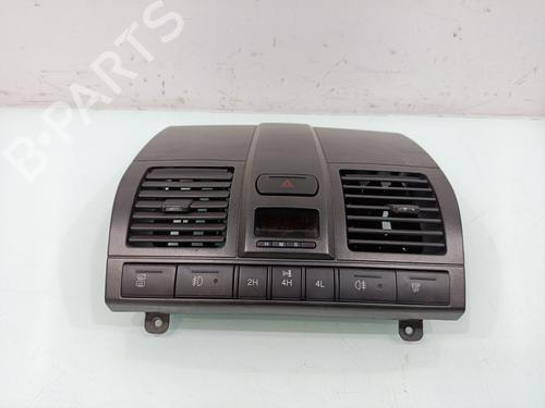 Used Air vent Air vent SSANGYONG REXTON / REXTON II (GAB_) 2.7 Xdi (163 hp) 33126591 33126591
