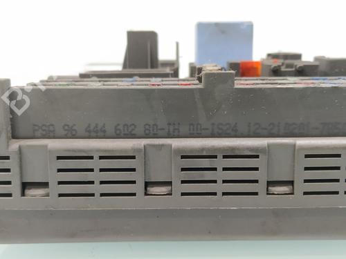 Fuse box CITROËN C5 I (DC_)  | BP28491673E1 