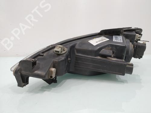 Right headlight PEUGEOT 206 Hatchback (2A/C) 1.4 HDi eco 70 | BP31792337C29