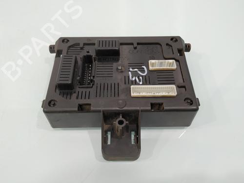 Used Electronic module RENAULT CLIO III (BR0/1, CR0/1) 1.5 dCi (BR17, CR17) (86 hp) 32083372