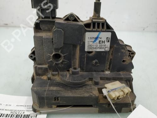 Used Front right lock OPEL MERIVA B MPV (S10) [2010-2017]  17724632