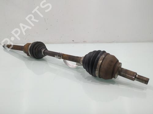 Used Right front driveshaft Right front driveshaft OPEL VIVARO B Van (X82) 1.6 CDTI (05) (125 hp) 33049270 33049270