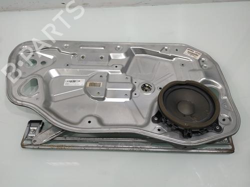 Rudehejsemekanisme ventre foran VOLVO V50 (545) D2 (114 hp) 33037297